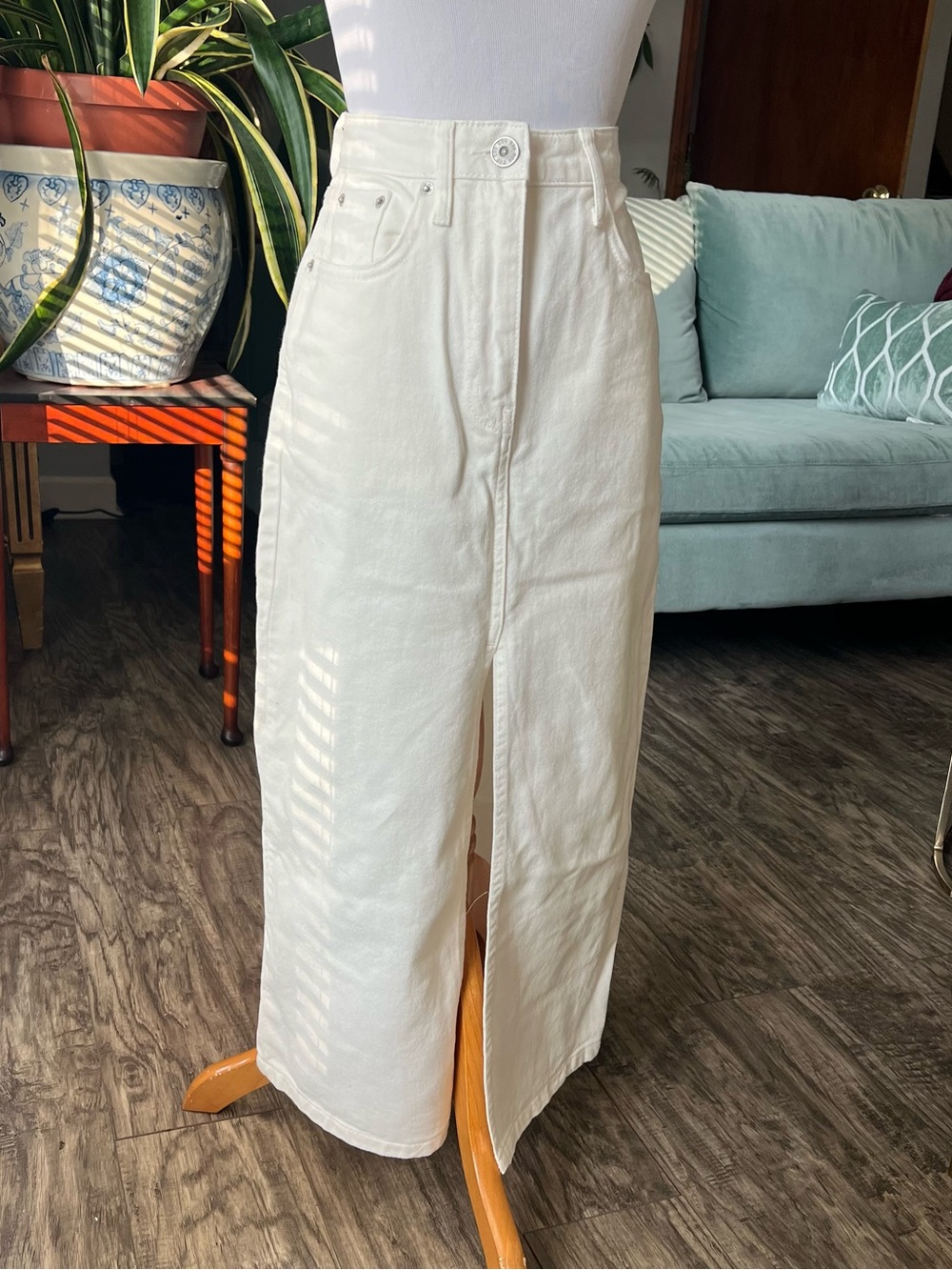 BDG Cream High-Waist Maxi Skirt with Front Slit